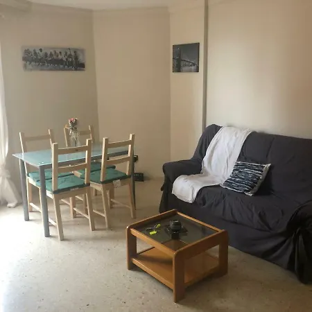 Lägenhet Apartment. 3 Rooms. Parking *
